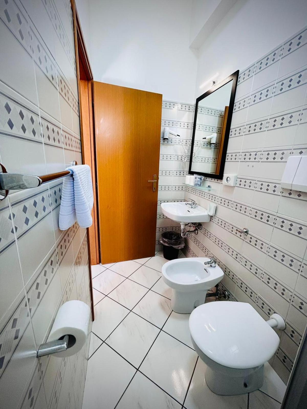 Hotel Romagna Cesena Kültér fotó